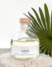 Load image into Gallery viewer, yam collective - Reed Diffuser- OASIS white birch, jasmine, lily
