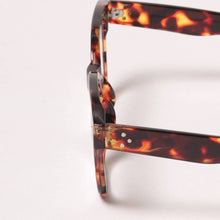Load image into Gallery viewer, Fashion City - Bold Cateye Reading Glasses: 12 ASSORTED / ONE SIZE
